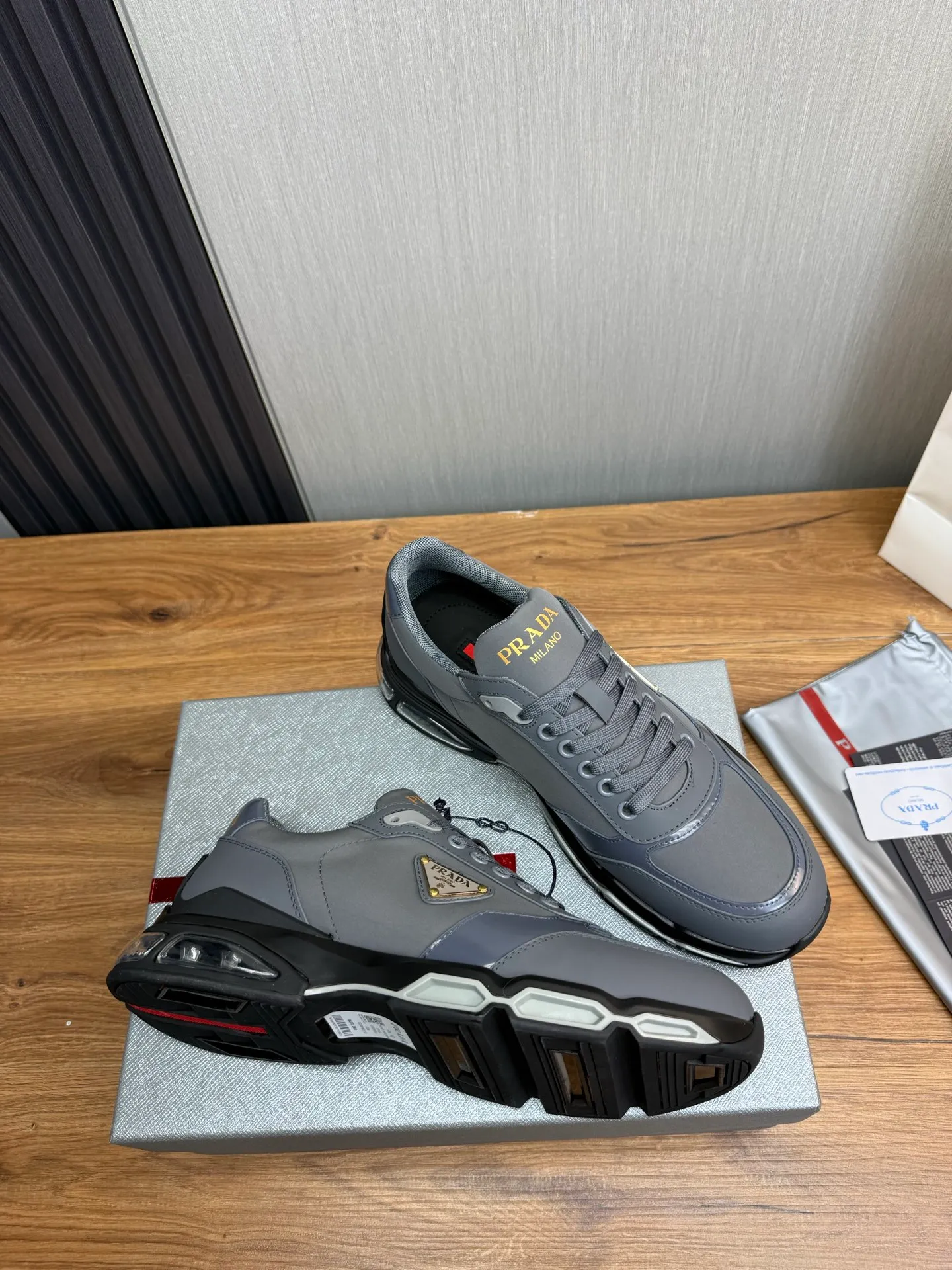 Men's shoes 💰640💰 [PRADA] Men's shoes are popular in the counter, official website is synchronized, 1 high-quality shipment ✔️Original cowhide upper + cowhide lining, 1🆚1 replica, original sole, 38-45 (45 customized, non-refundable)